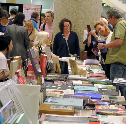 AMBruno: Cover at Miss Read, Berlin, 2018