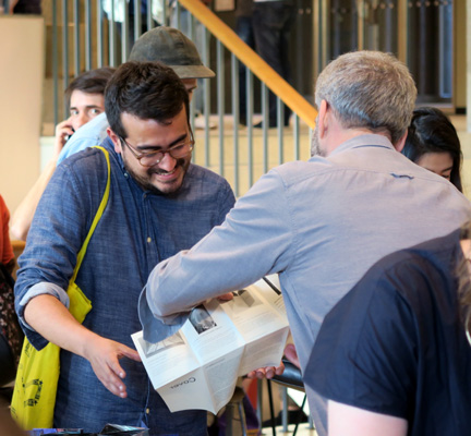 AMBruno: Cover at Miss Read, Berlin, 2018