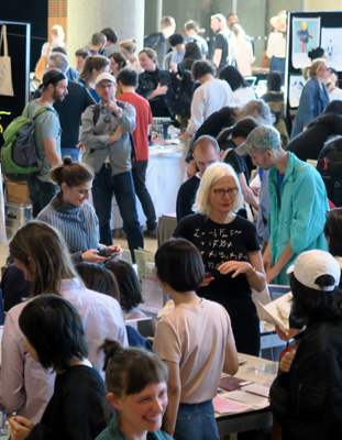 AMBruno: Cover at Miss Read, Berlin, 2018