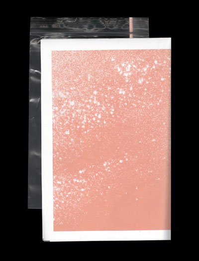 Bethan Hughes, Oberfläche