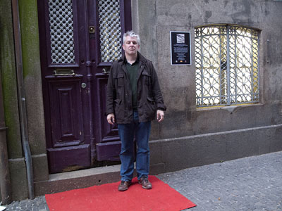 On the red carpet at the Sput+Nik Gallery